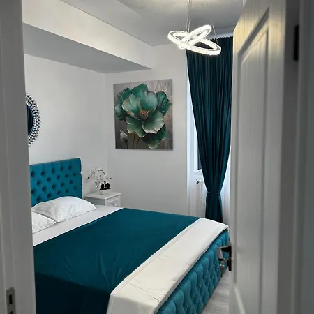 Luxury View Mamaia Apartament *